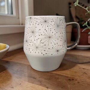 Edible Arrangements Snowflake Star Large Coffee Cup, Atomic Style Modern Mug